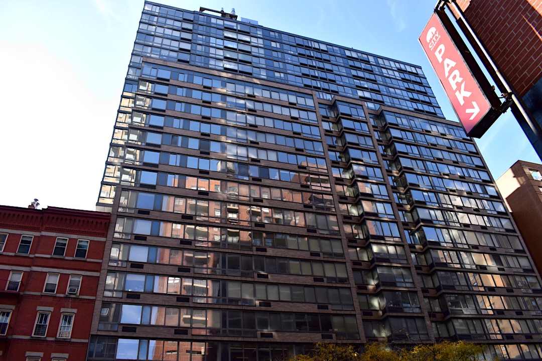 Stunning view from our featured project at 319 Frost Str, overlooking Brooklyn Steel